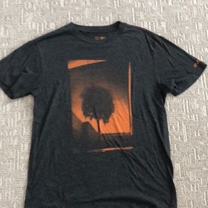 RVCA tee. 55% cotton, 45% polyester